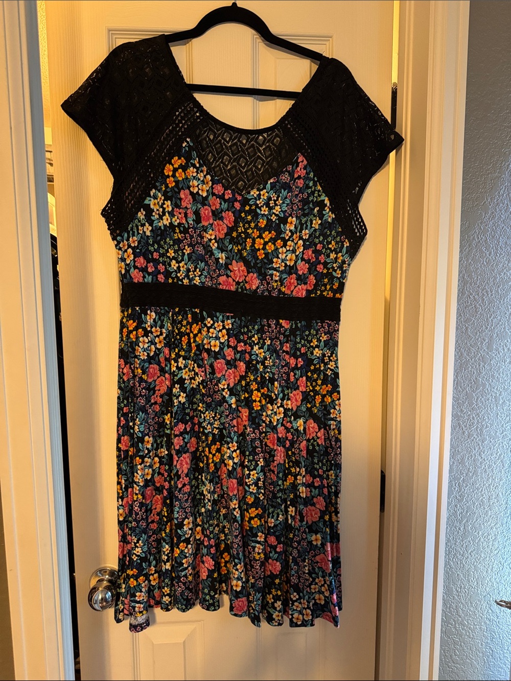 Black Floral Lace-Trim Womens Dress
